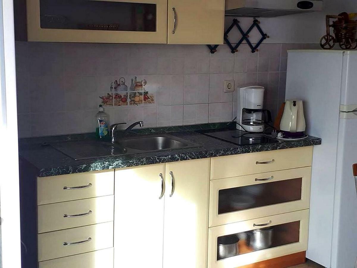 Apartments Boras Selce Exterior photo