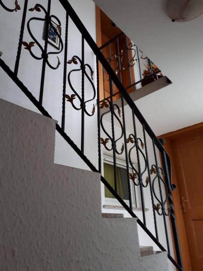 Apartments Boras Selce Exterior photo